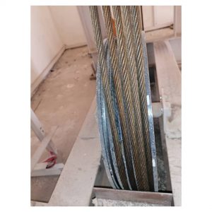 علت پاراشوت کردن آسانسور 